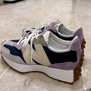 New Balance Women's Size 9 Lifestyle Shoes